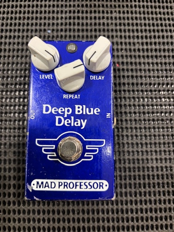 MAD PROFESSOR Deep blue delayの画像
